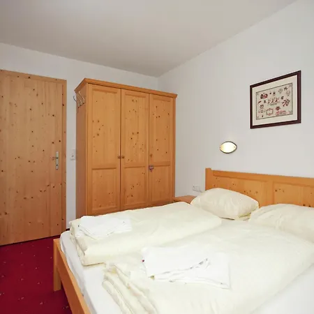Luxurious Chalet With Sauna In K Nigsleiten