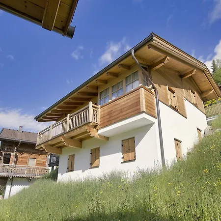 Alpesi faház Luxurious Chalet With Sauna In K Nigsleiten