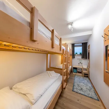Alpesi faház Luxurious Chalet With Sauna In K Nigsleiten Wald im Pinzgau